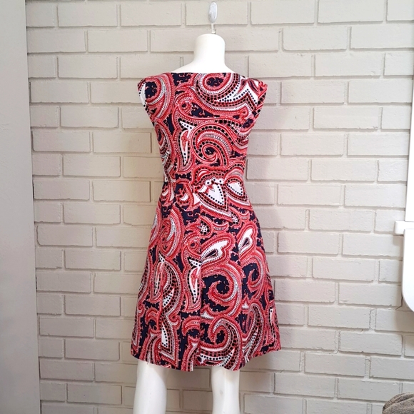 Tommy Hilfiger Multicolor Paisley Pleated Lined Dress. Sze 2 NWOT - Picture 6 of 12